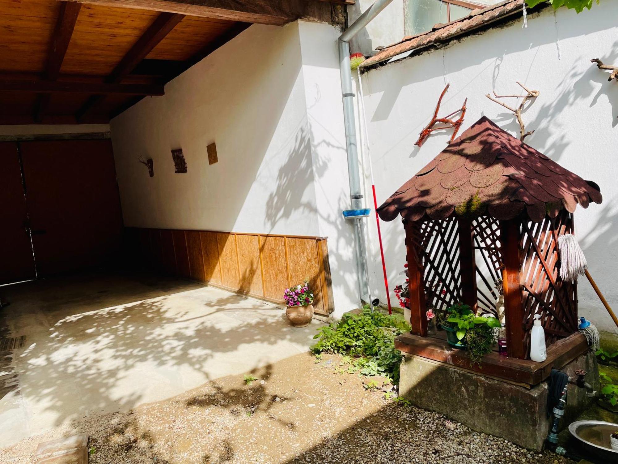 Balla House Acomodação com café da manhã Tarcaia Exterior foto